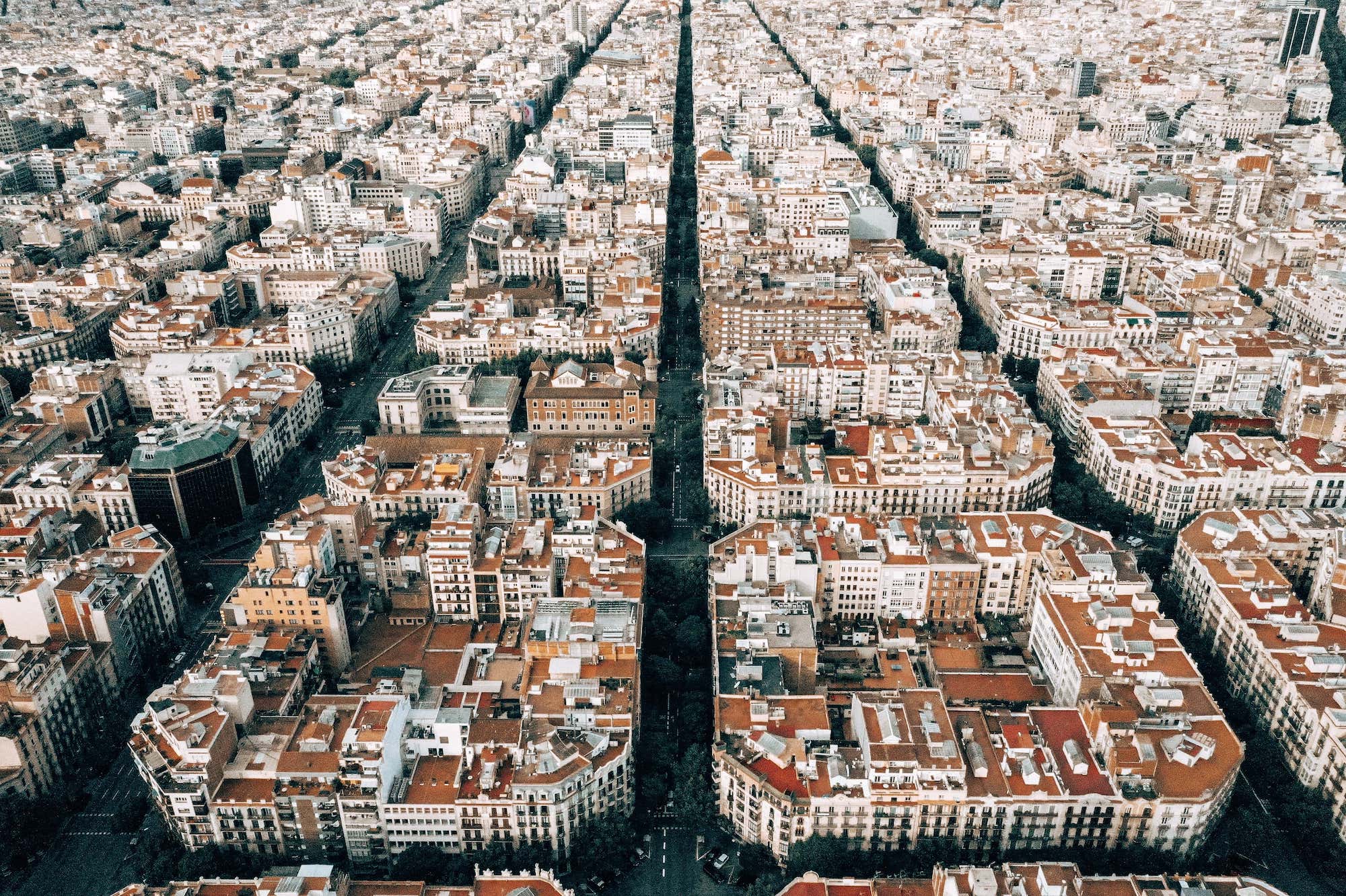 Barcelona one of the world's most sustainable cities-kaspars-upmanis-nD2WzCZrlLE-unsplash-min