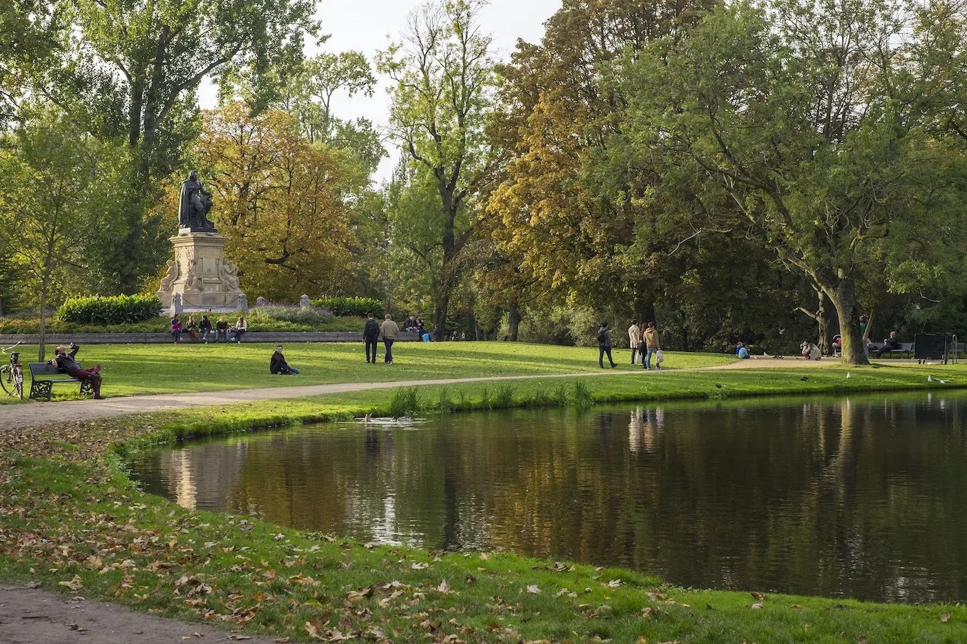 what's remote work like in amsterdam - vondelpark