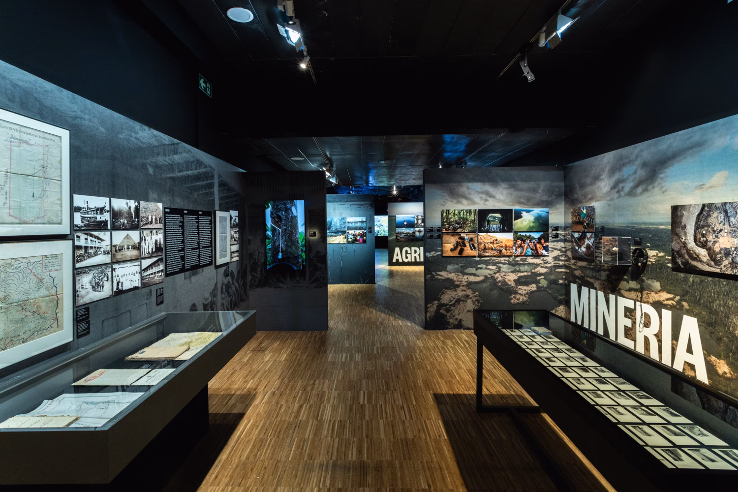 Inside CCCB